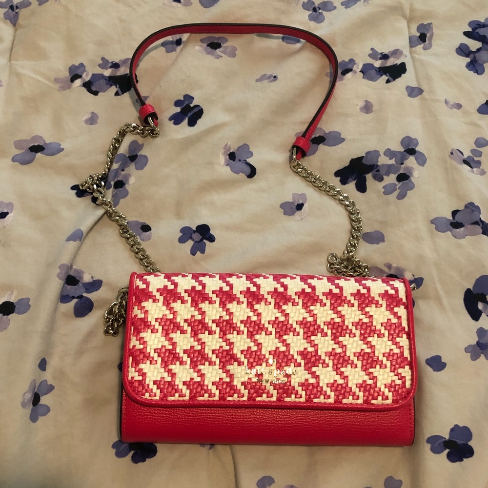 Kate Spade wallet on chain bag
